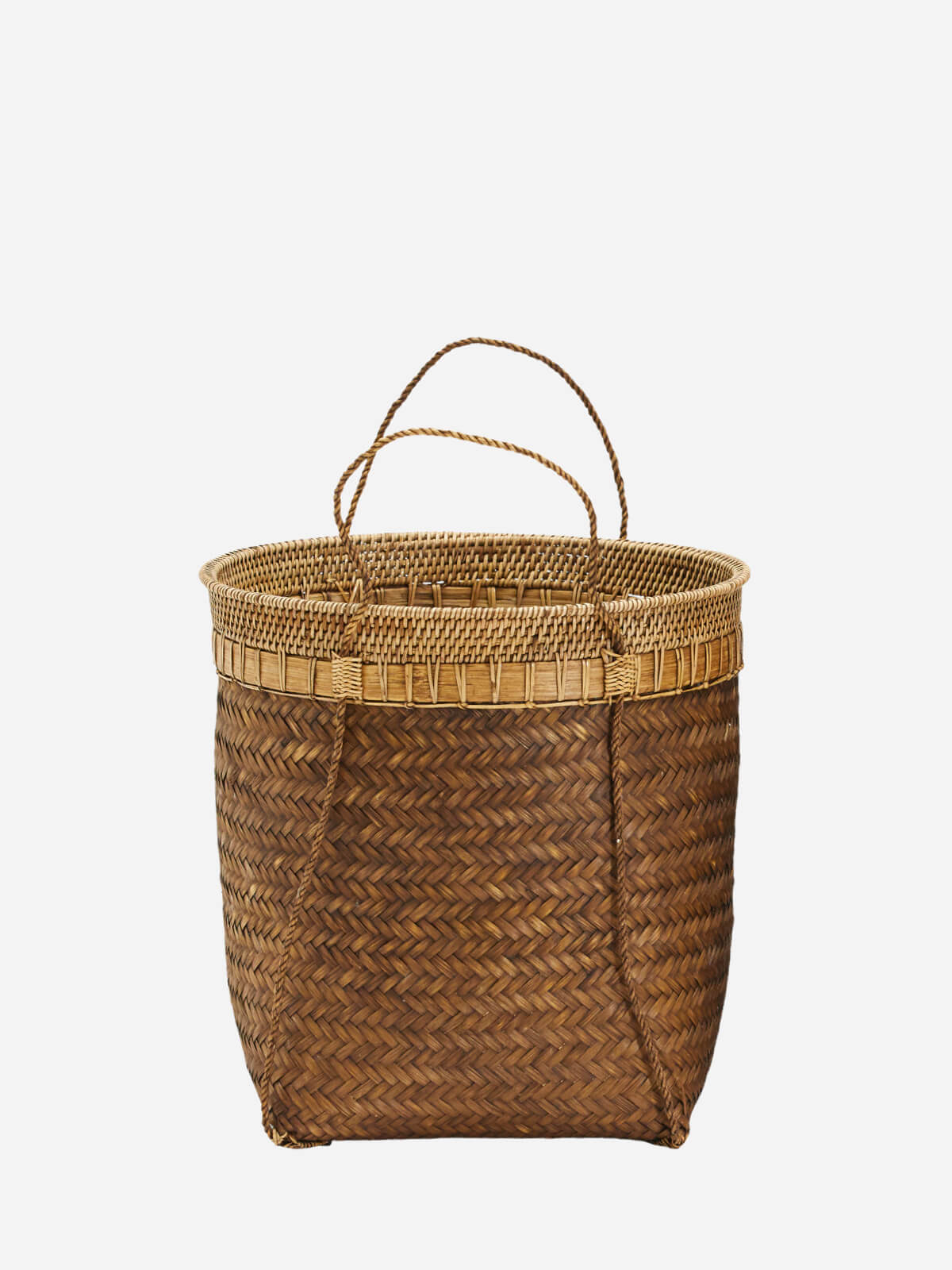 balie-basket-maluku-bamboo-