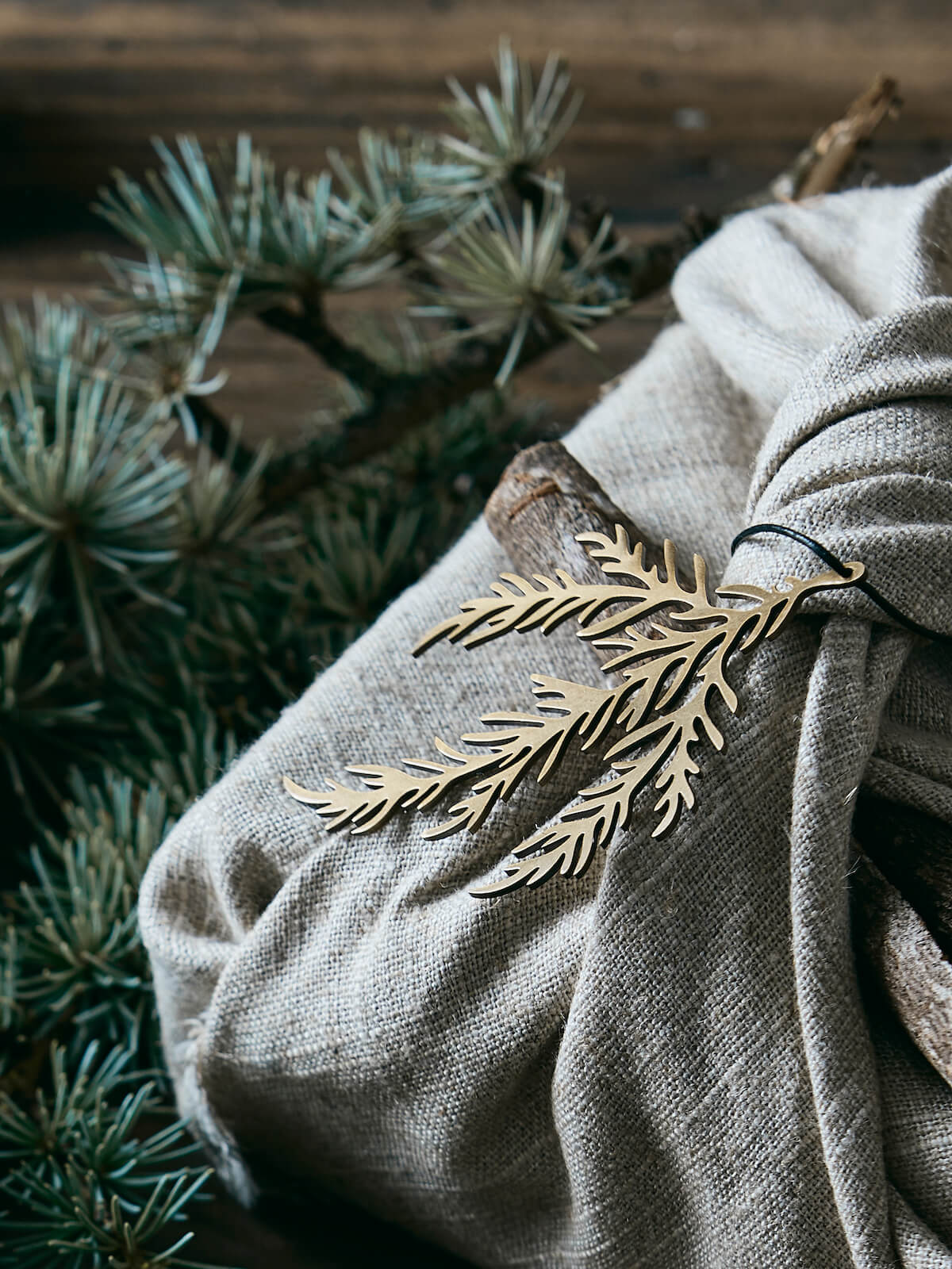 Metala Ornament Hanging Brass Foliage | Christmas Metal Ornaments