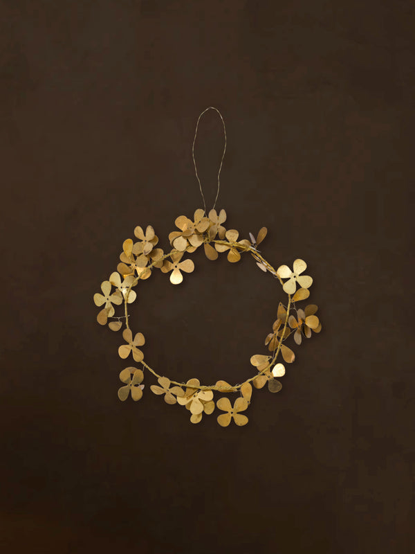 In-Brass Clover Wreath