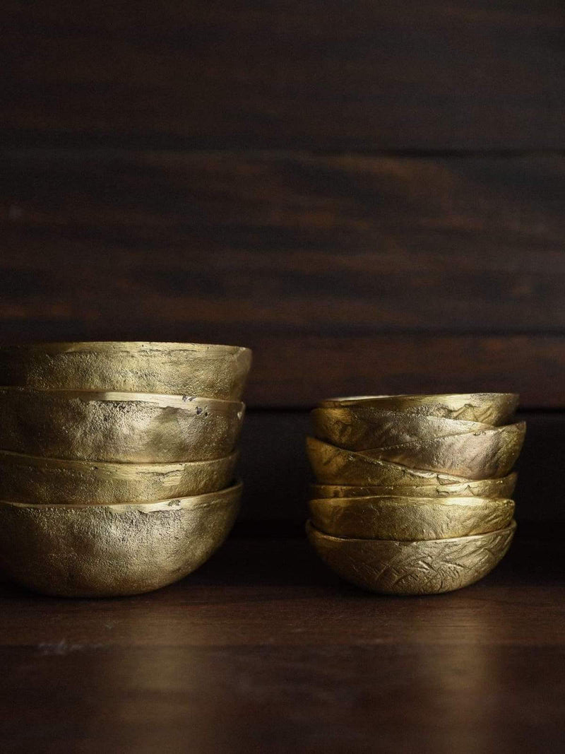 Jahi Gold Bowl Set in dark background