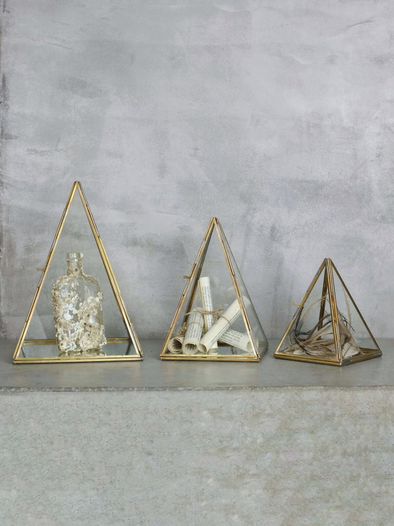 Visual Display Pyramid Bequai Antique Brass and Glass Display Pyramid Medium | Sustainable ...